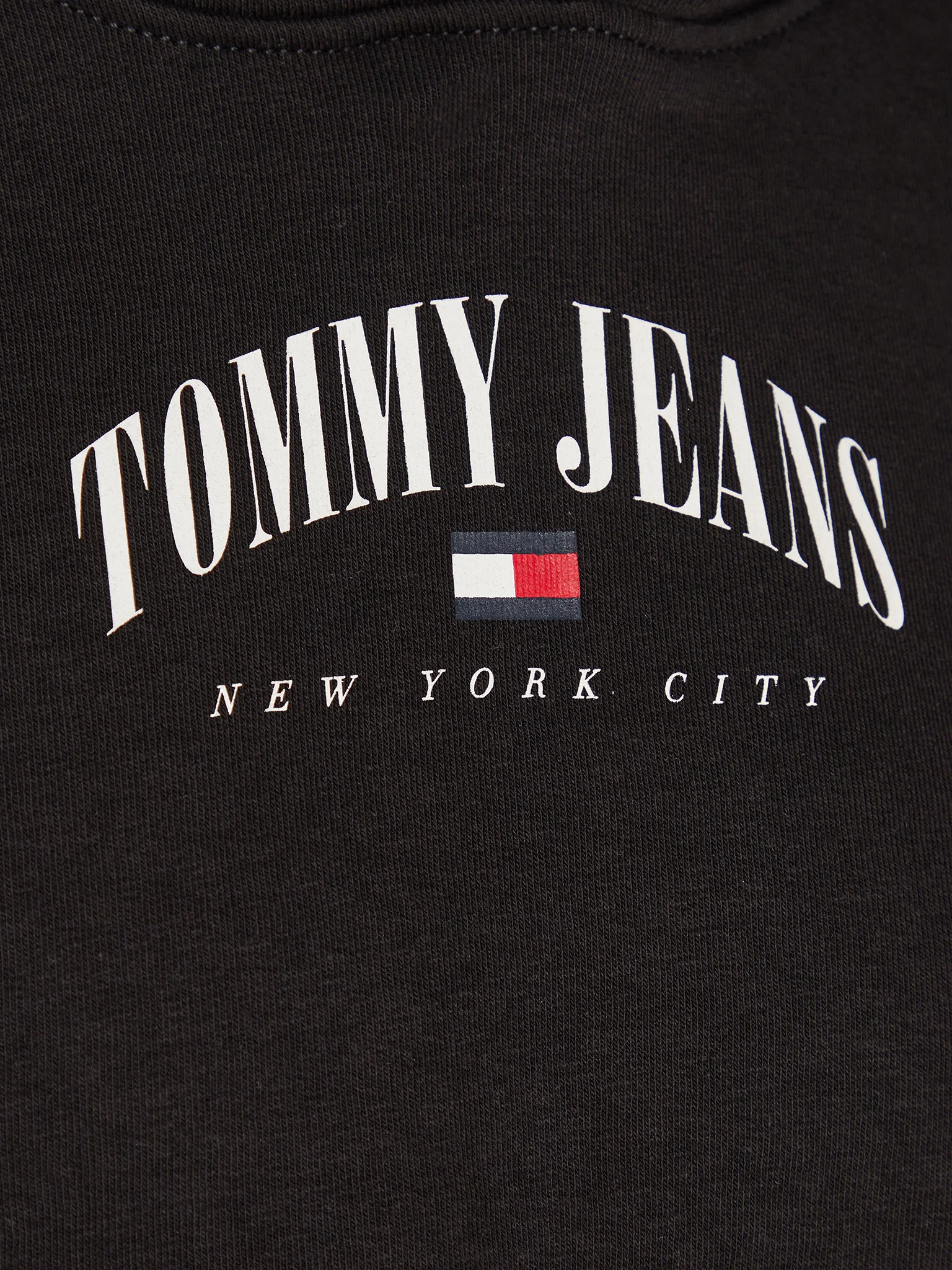 tommy-jeans-mplouza-essential-logo-dw0dw14852-mauro-relaxed-fit-4.webp